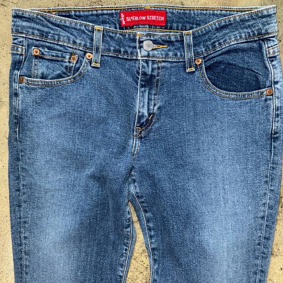 Y2K Levi’s superlow jeans size 9M jr amazing low rise jeans with stretch - Picture 3 of 8